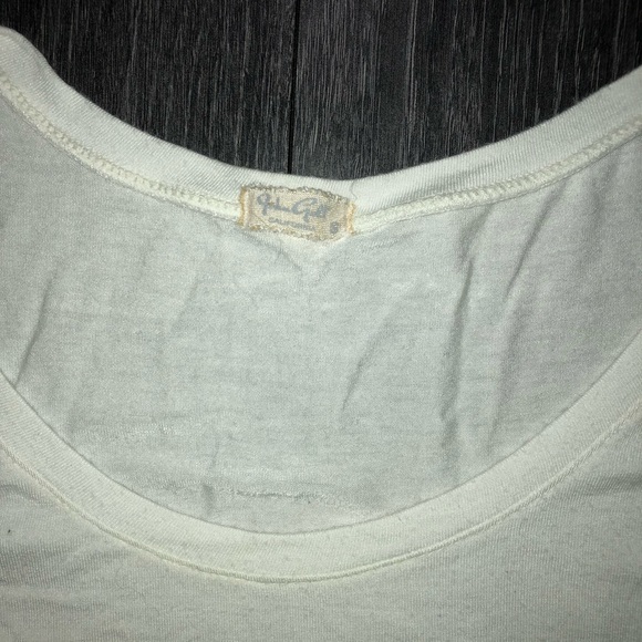Brandy melville white elephant top - Picture 3 of 5